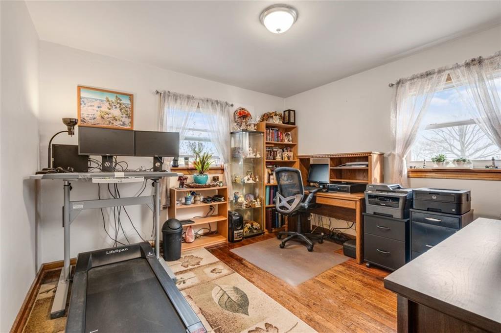 25 Flora Road Pittsburgh, PA 15227 - Photo 14 of 23 Gallery Image 14