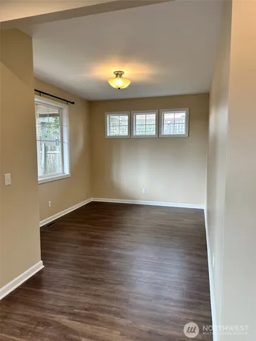 $3,700 | 2126 Northeast 12th Street, Renton, WA 98056