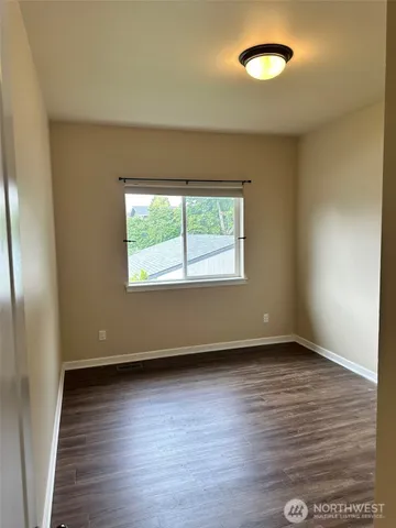 $3,700 | 2126 Northeast 12th Street, Renton, WA 98056
