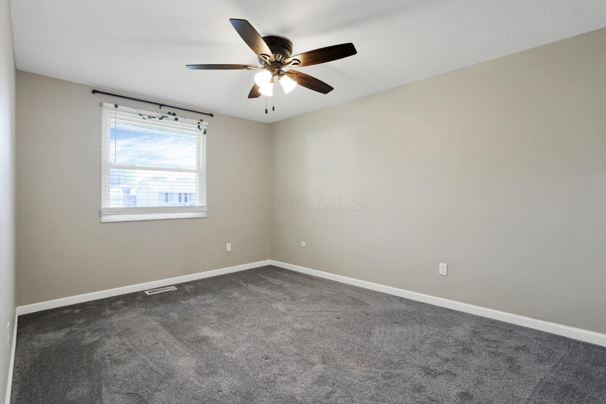 2152 Brookfield Road Columbus, OH 43229 - Photo 18 of 30 21-web-or-mls-7W3A3679