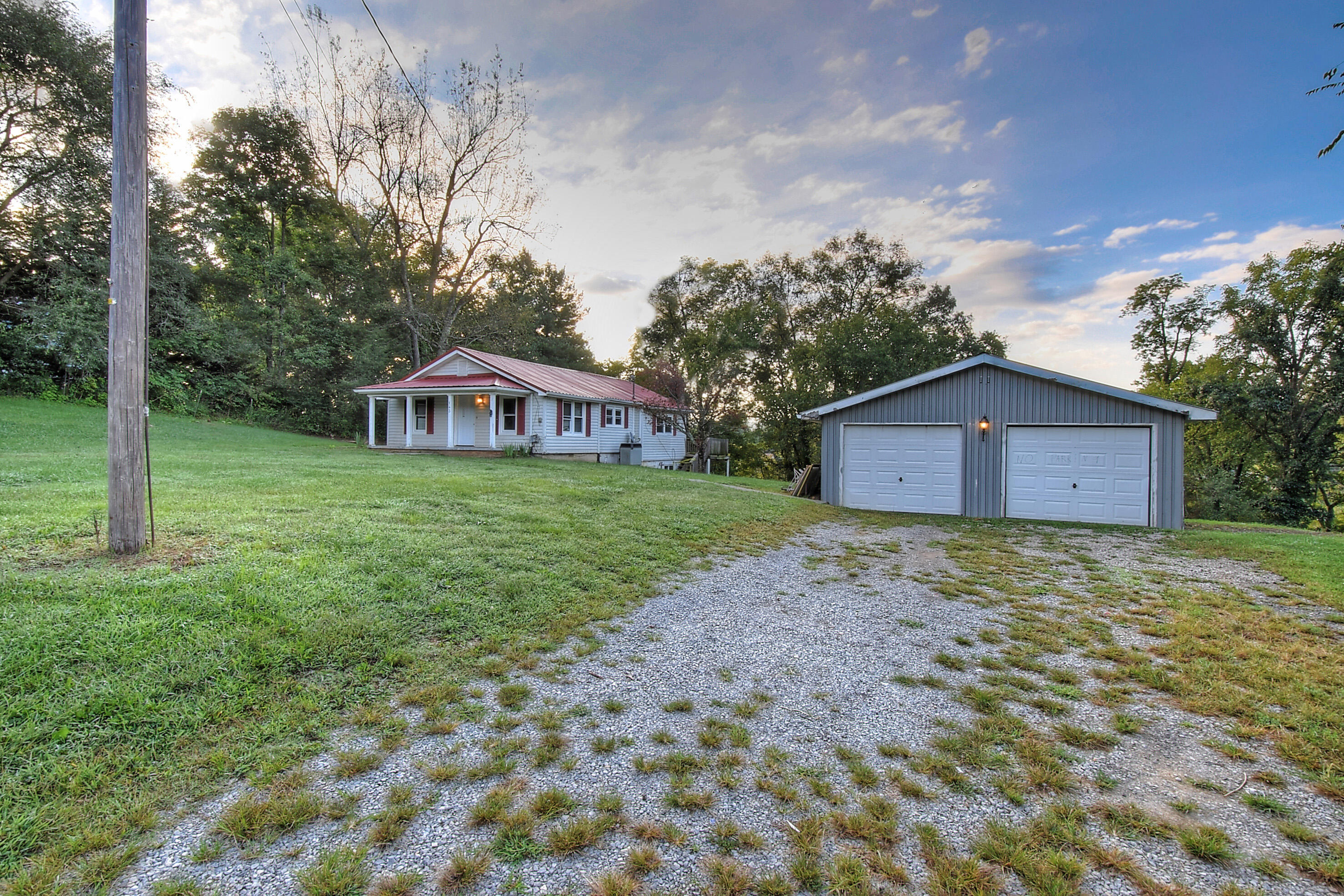 143 Methodist Ridge Road Telford, TN 37690 - Photo 2 of 31 2