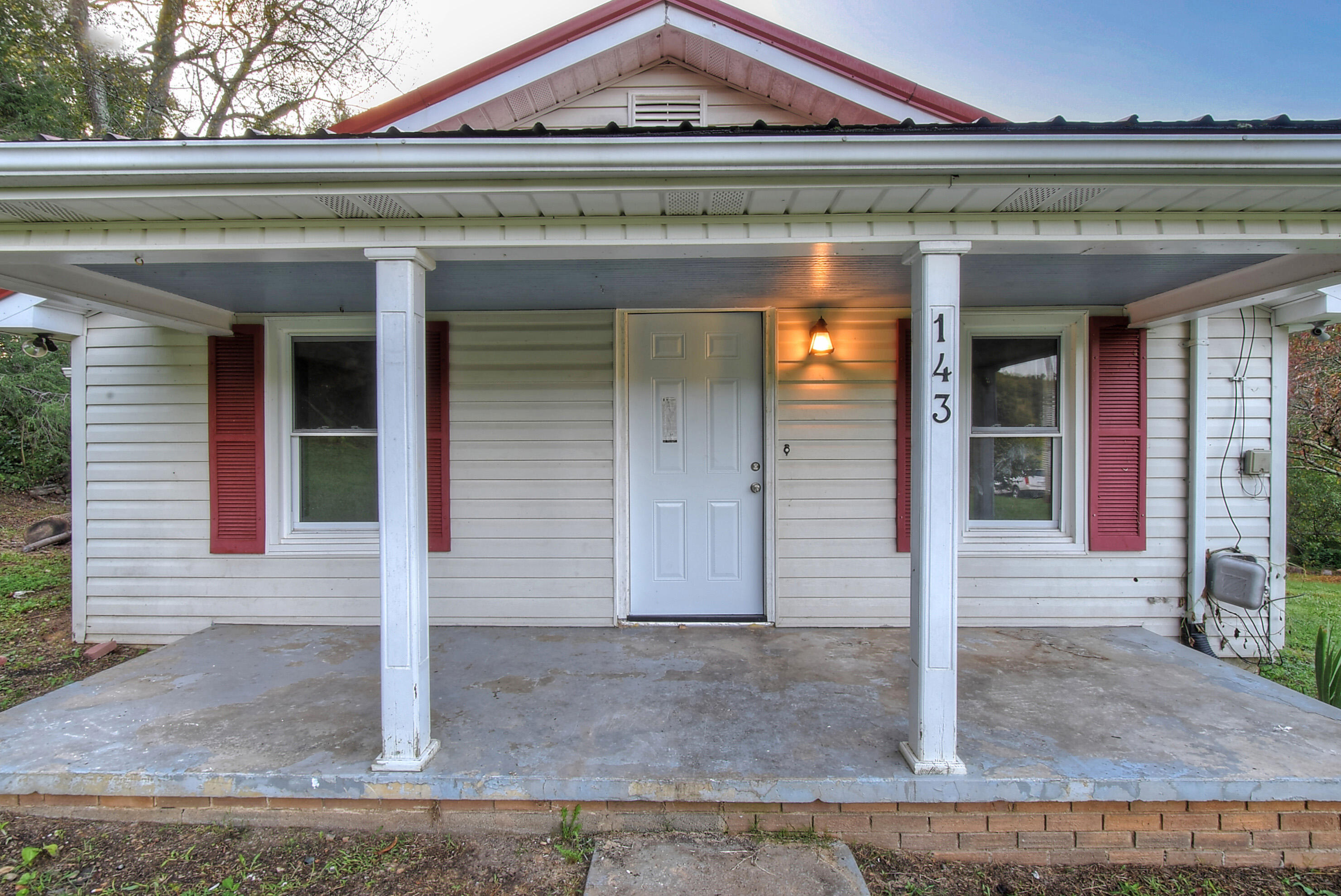 143 Methodist Ridge Road Telford, TN 37690 - Photo 4 of 31 4