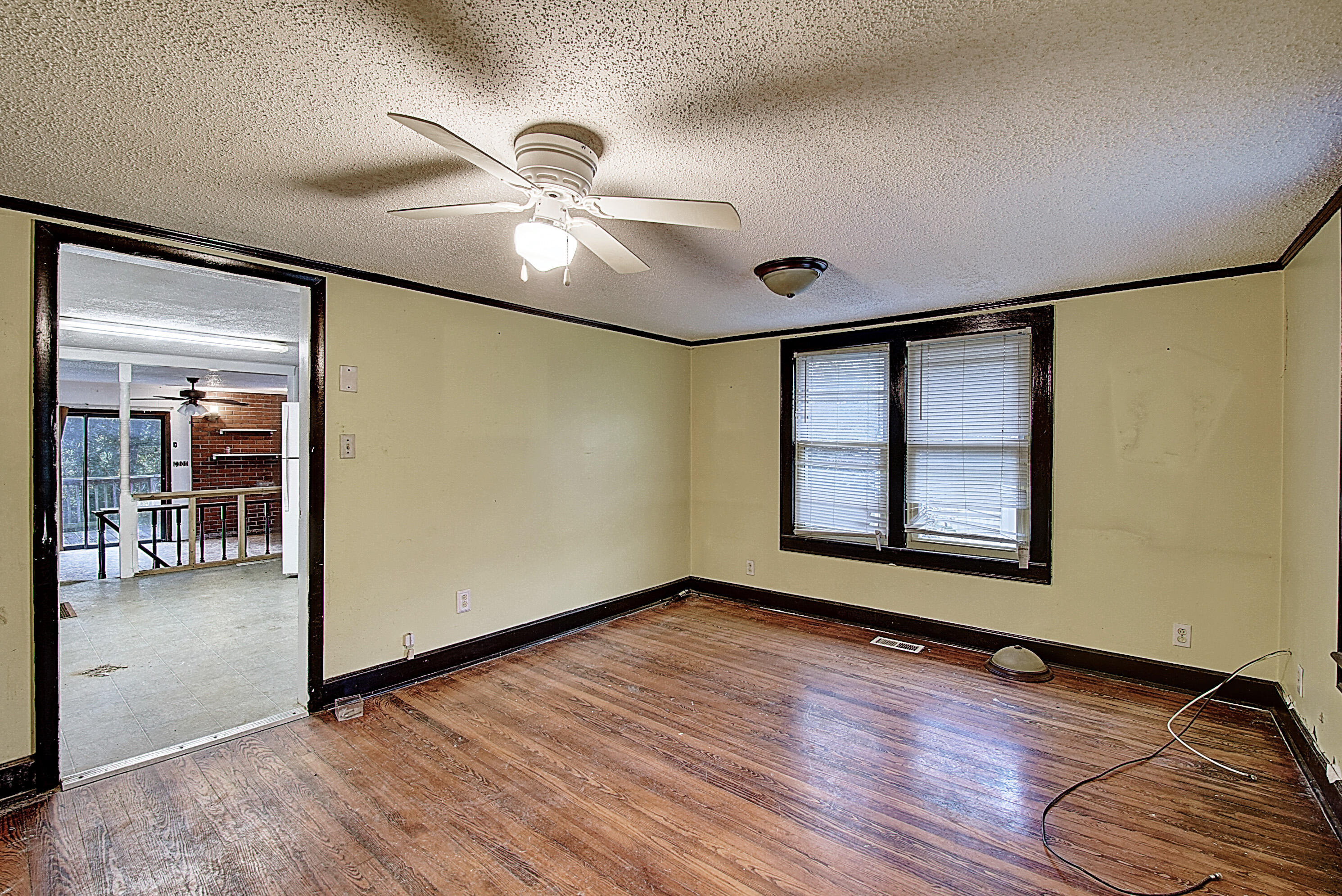 143 Methodist Ridge Road Telford, TN 37690 - Photo 6 of 31 DSC_0001And8more