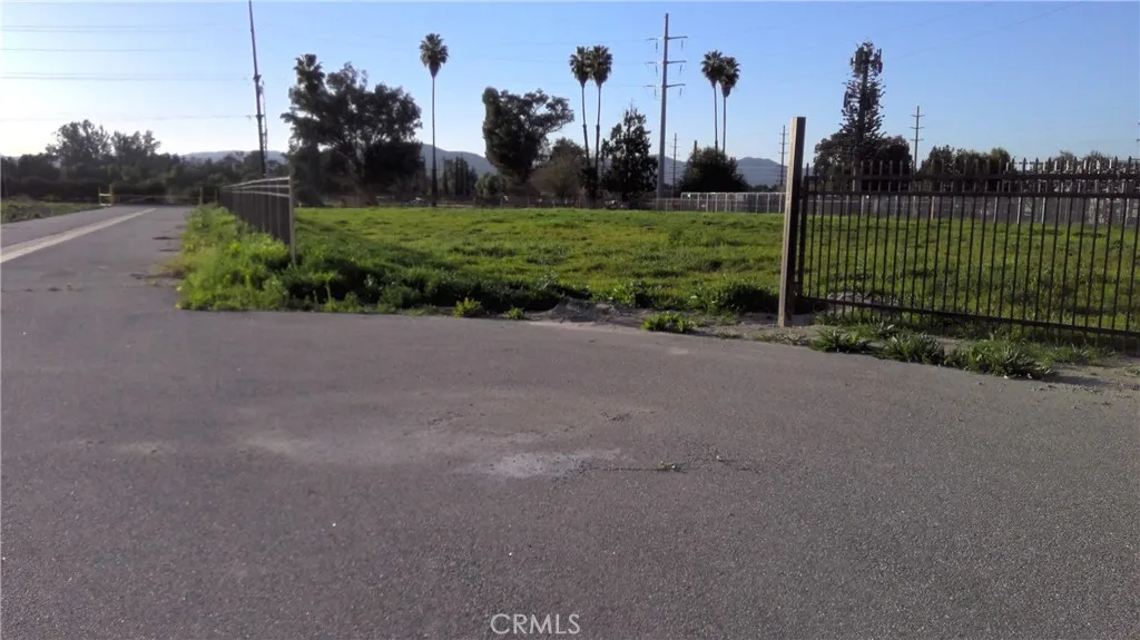 2 North Lyon Hemet, CA 92543 - Photo 14 of 14