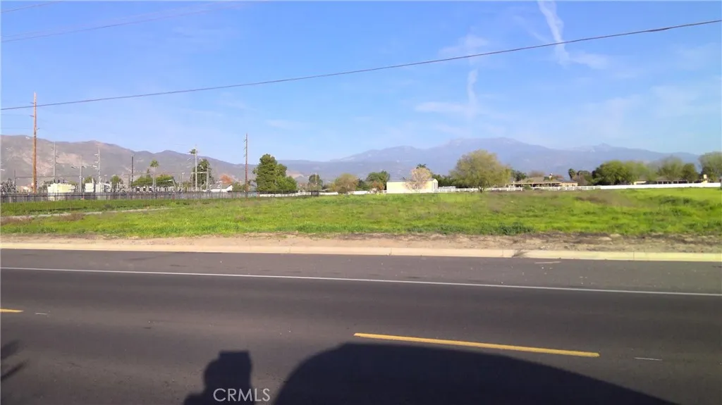 2 North Lyon Hemet, CA 92543 - Photo 3 of 14