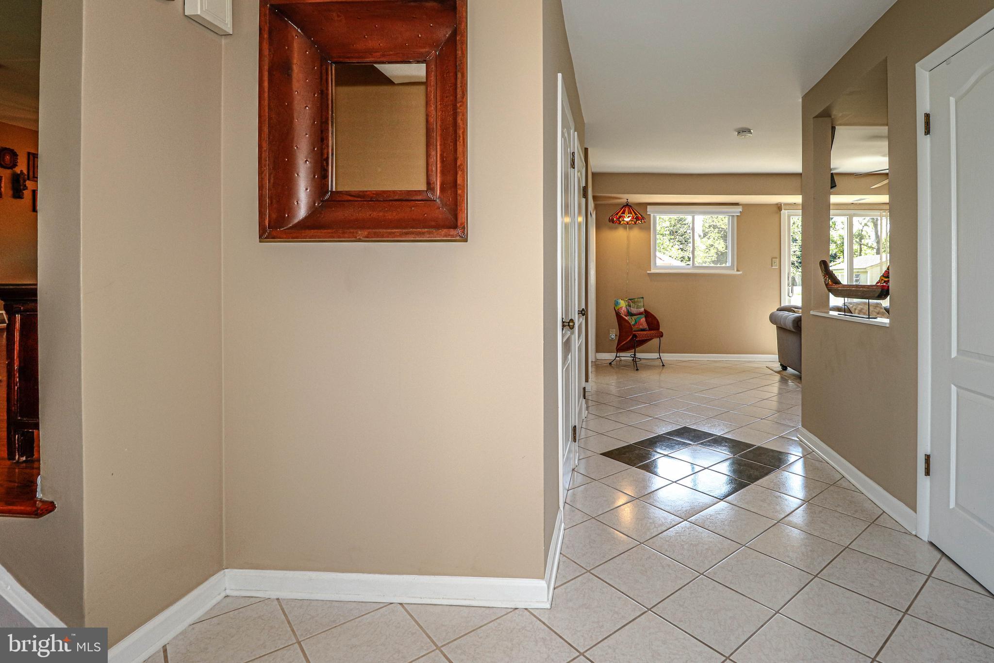 60 Pueblo Road Doylestown, PA 18901 - Photo 12 of 41 First Floor Hallway