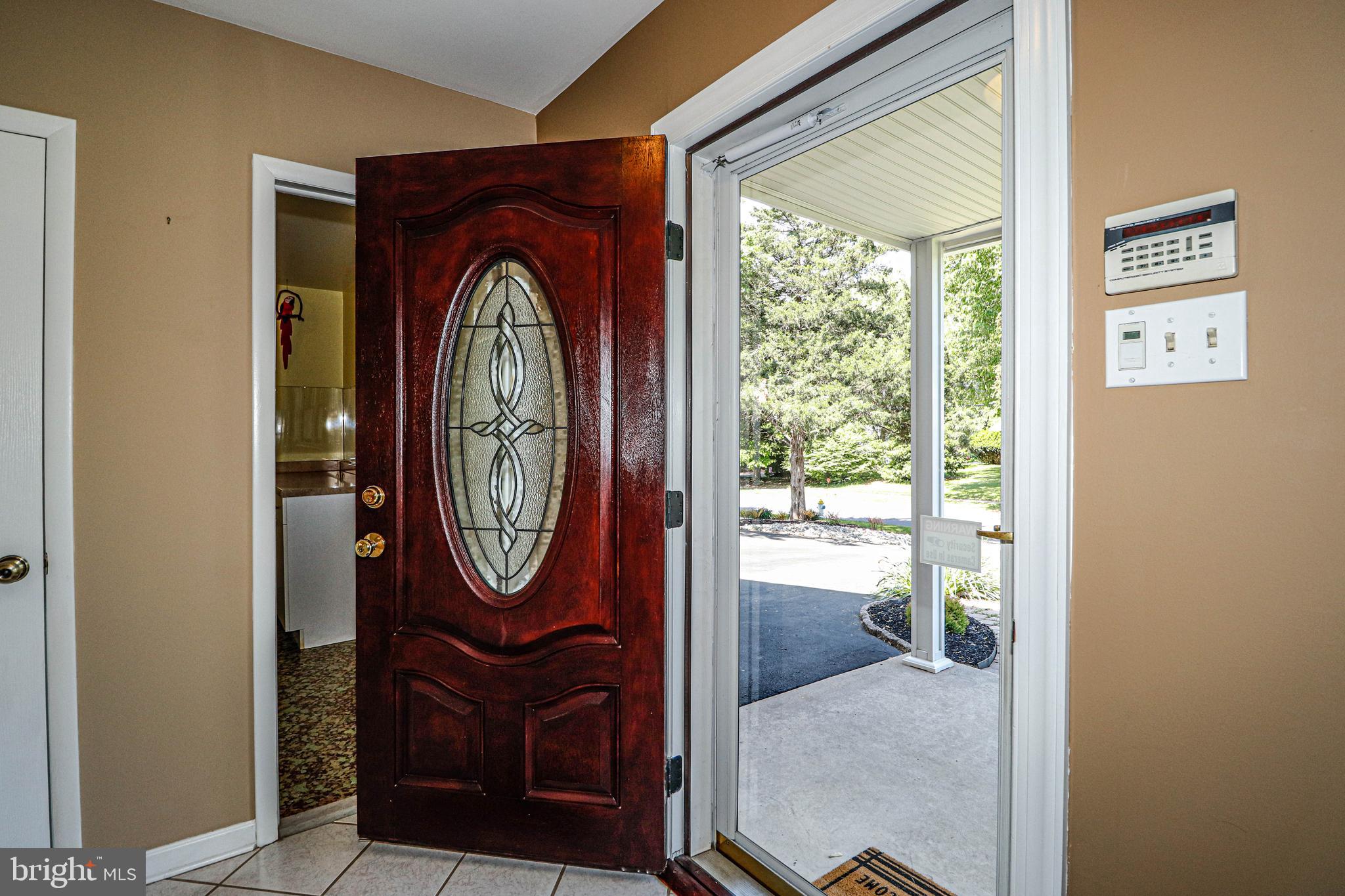 60 Pueblo Road Doylestown, PA 18901 - Photo 4 of 41 Foyer View