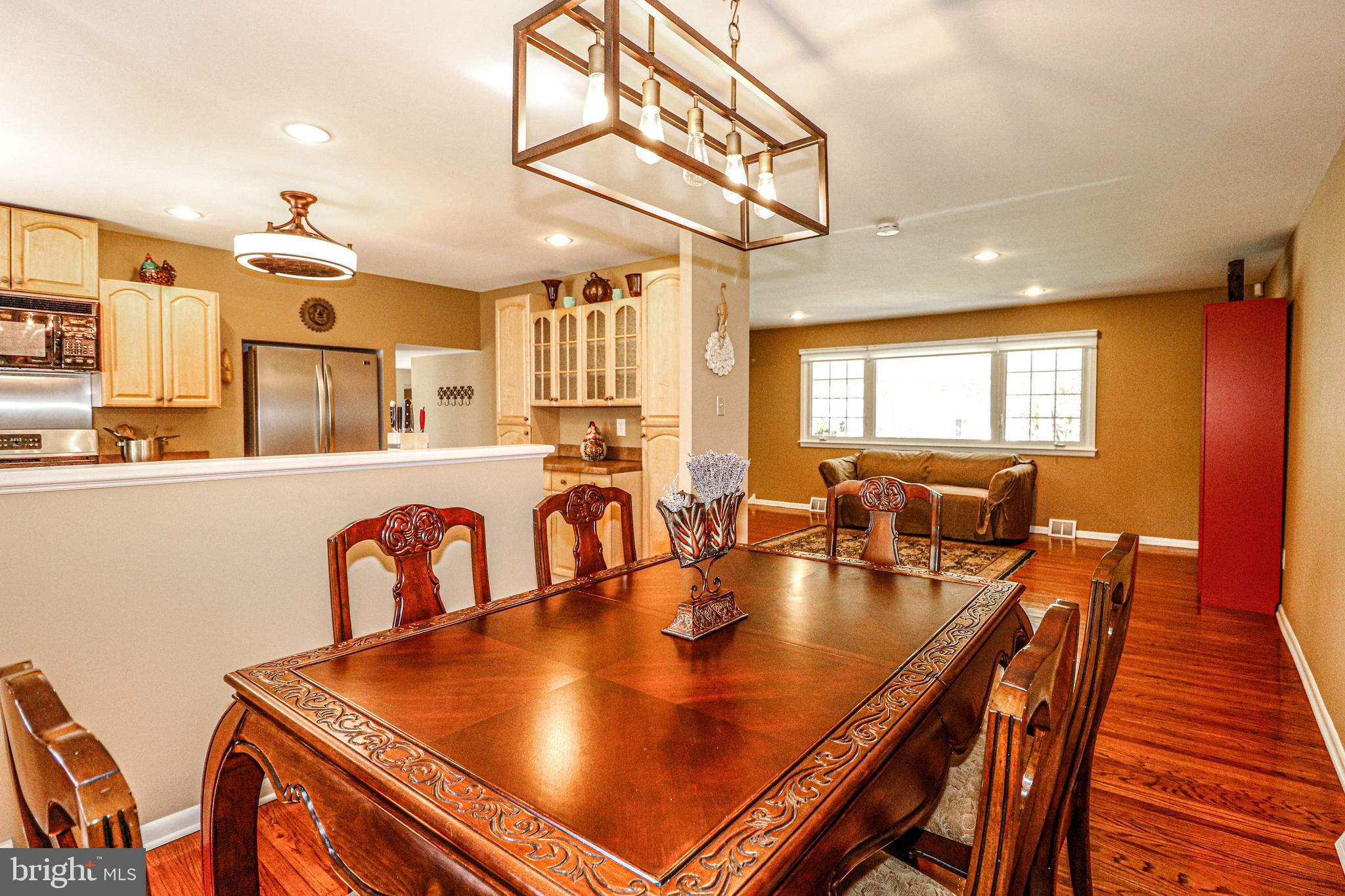 60 Pueblo Road Doylestown, PA 18901 - Photo 8 of 41 Dining Room View