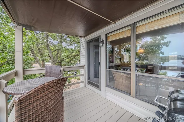$169,900 | 28 Hawk Harbor Ln Lake, Unit 2D, Lake Ozark, MO 65049