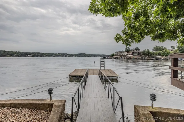 $169,900 | 28 Hawk Harbor Ln Lake, Unit 2D, Lake Ozark, MO 65049