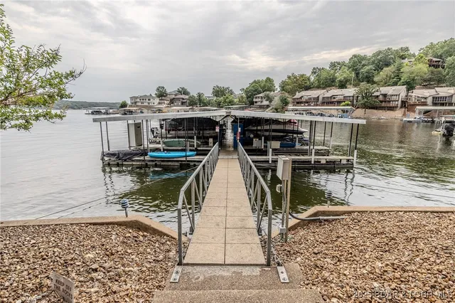$169,900 | 28 Hawk Harbor Ln Lake, Unit 2D, Lake Ozark, MO 65049