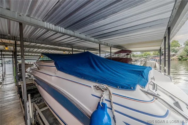 $169,900 | 28 Hawk Harbor Ln Lake, Unit 2D, Lake Ozark, MO 65049