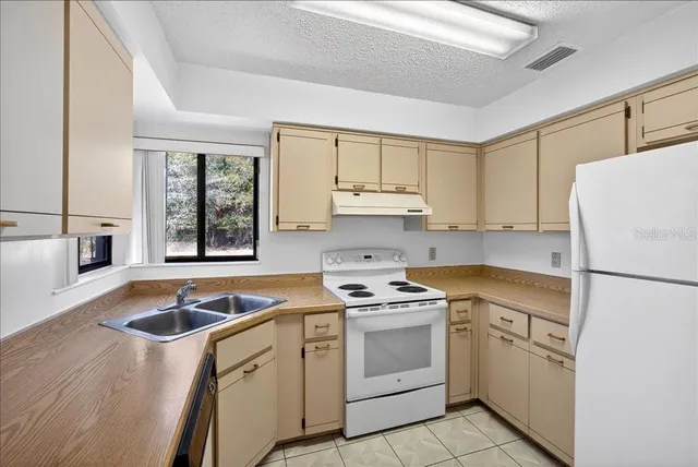 $275,000 | 50 Blairsville Drive, Palm Coast, FL 32137