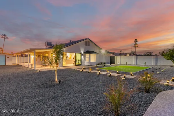 $3,500 | 4039 East Morrow Drive, Phoenix, AZ 85050