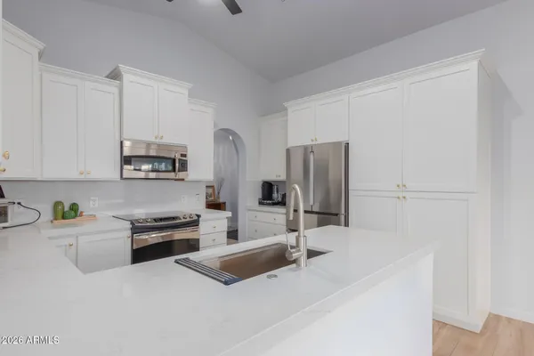 $3,500 | 4039 East Morrow Drive, Phoenix, AZ 85050