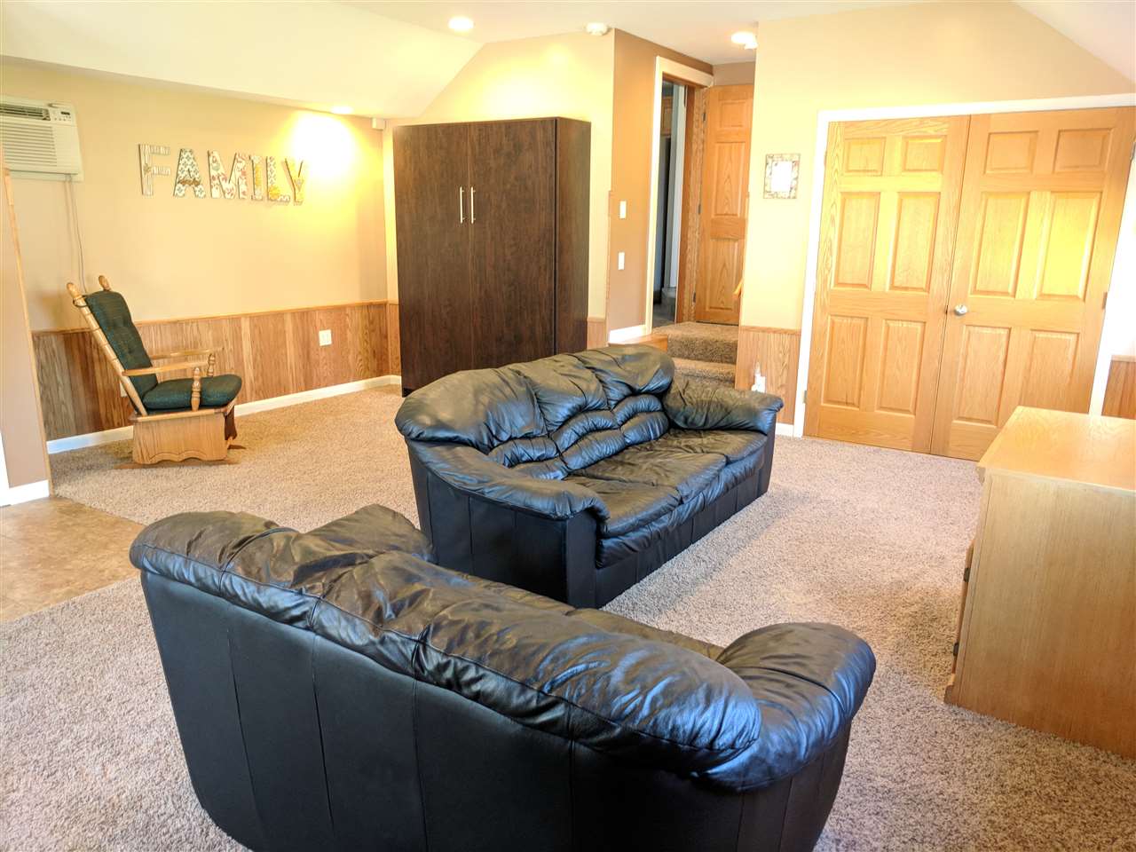11385 Sarle Road Freeland, MI 48623 - Photo 19 of 44