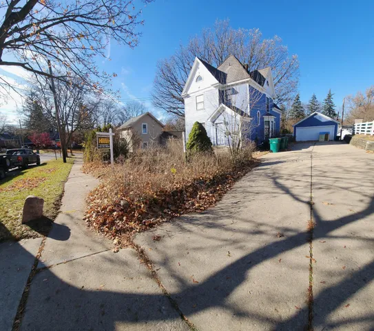 $449,000 | 116 West McKay Street, Saline, MI 48176