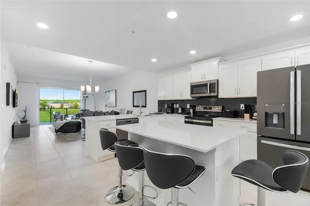 $2,500 | 3191 Paradox Circle, Unit 205, Kissimmee, FL 34746