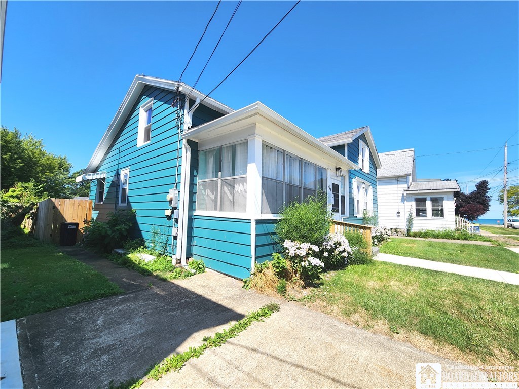 49 Leming Street Dunkirk, NY 14048 - Photo 2 of 27