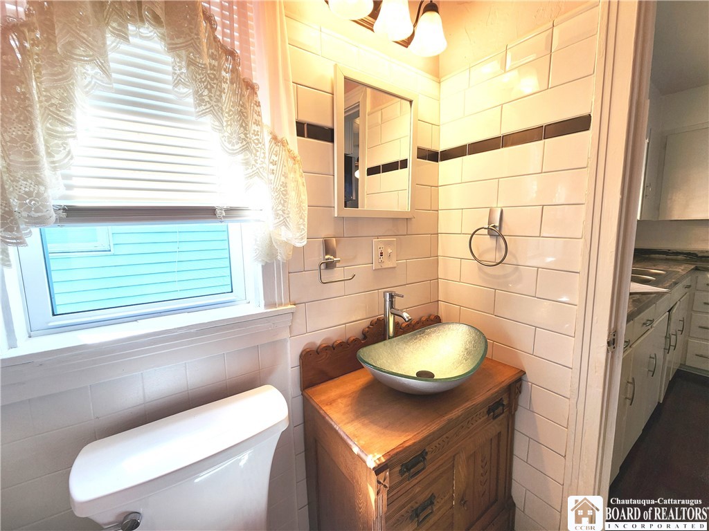 49 Leming Street Dunkirk, NY 14048 - Photo 8 of 27