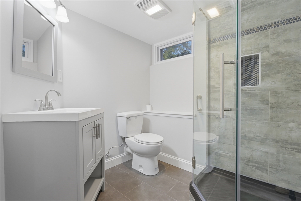 8 Jr Terrace Randolph, MA 02368 - Photo 21 of 28