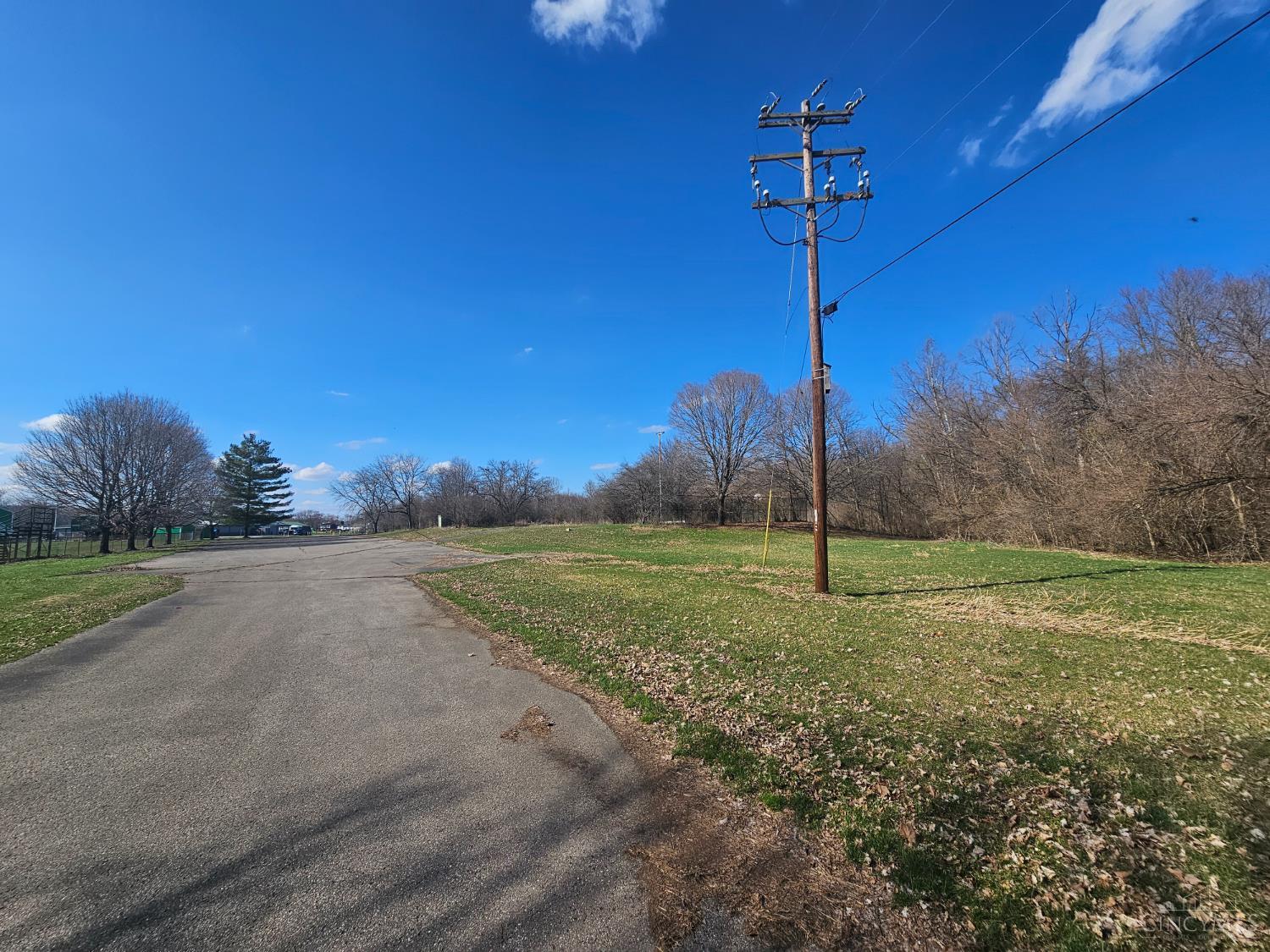 10630 Campbell Road Harrison, OH 45030 - Photo 3 of 15