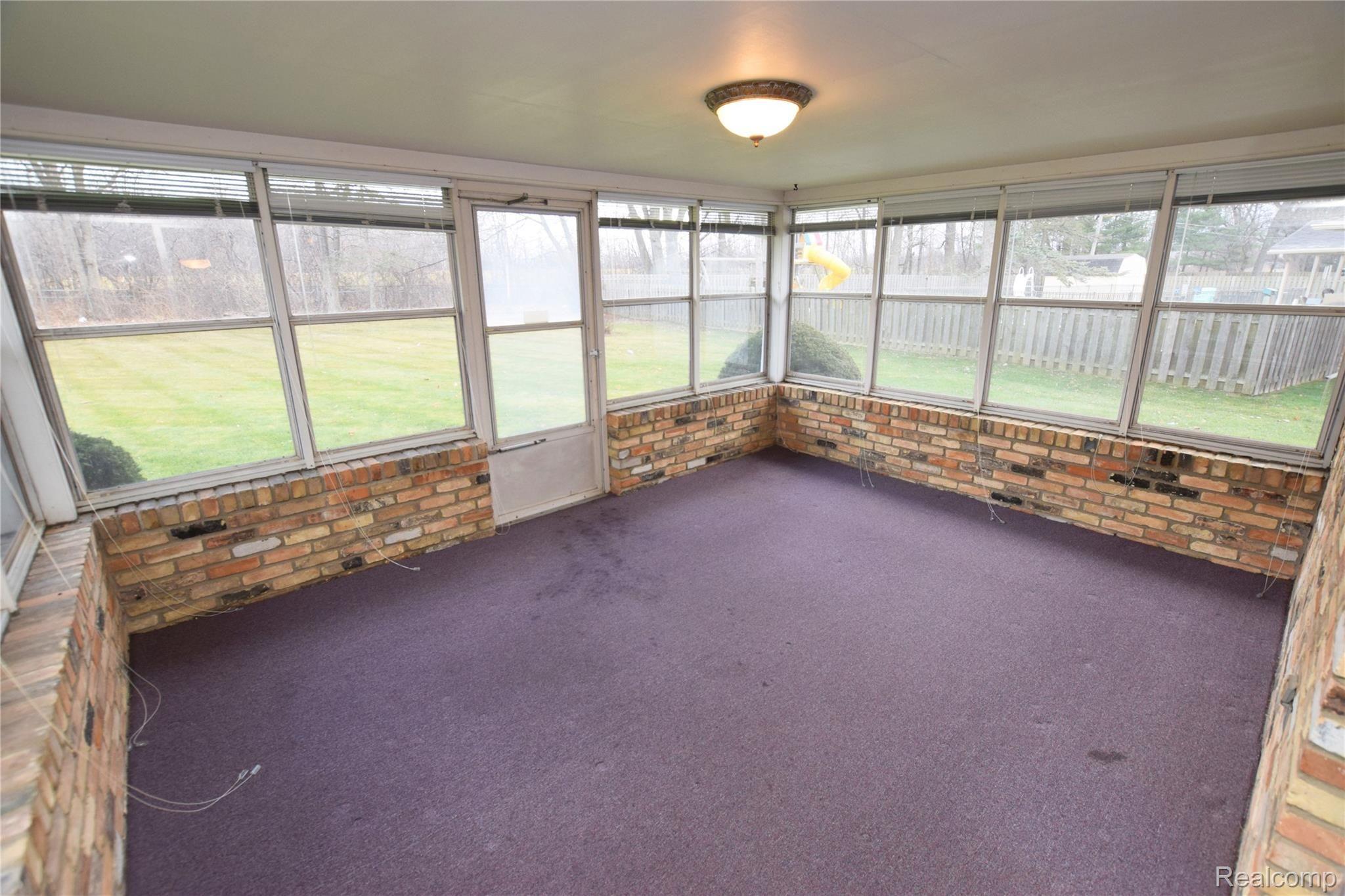 6349 Rustic Ridge Trail Grand Blanc, MI 48439 - Photo 11 of 21 Sunroom