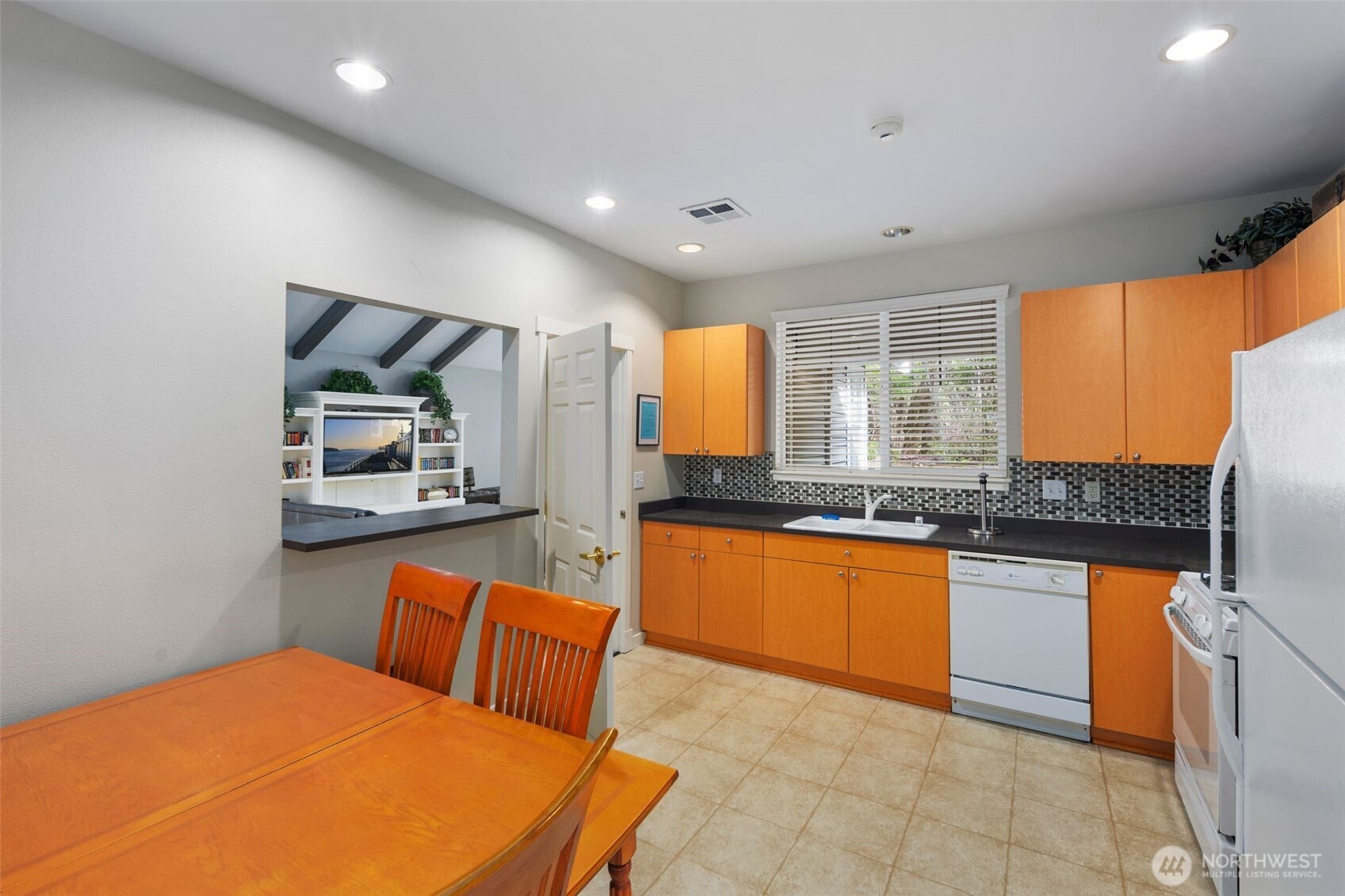 4818 Davis Place South, Unit 53E Renton, WA 98055 - Photo 26 of 31 Gallery Image 26