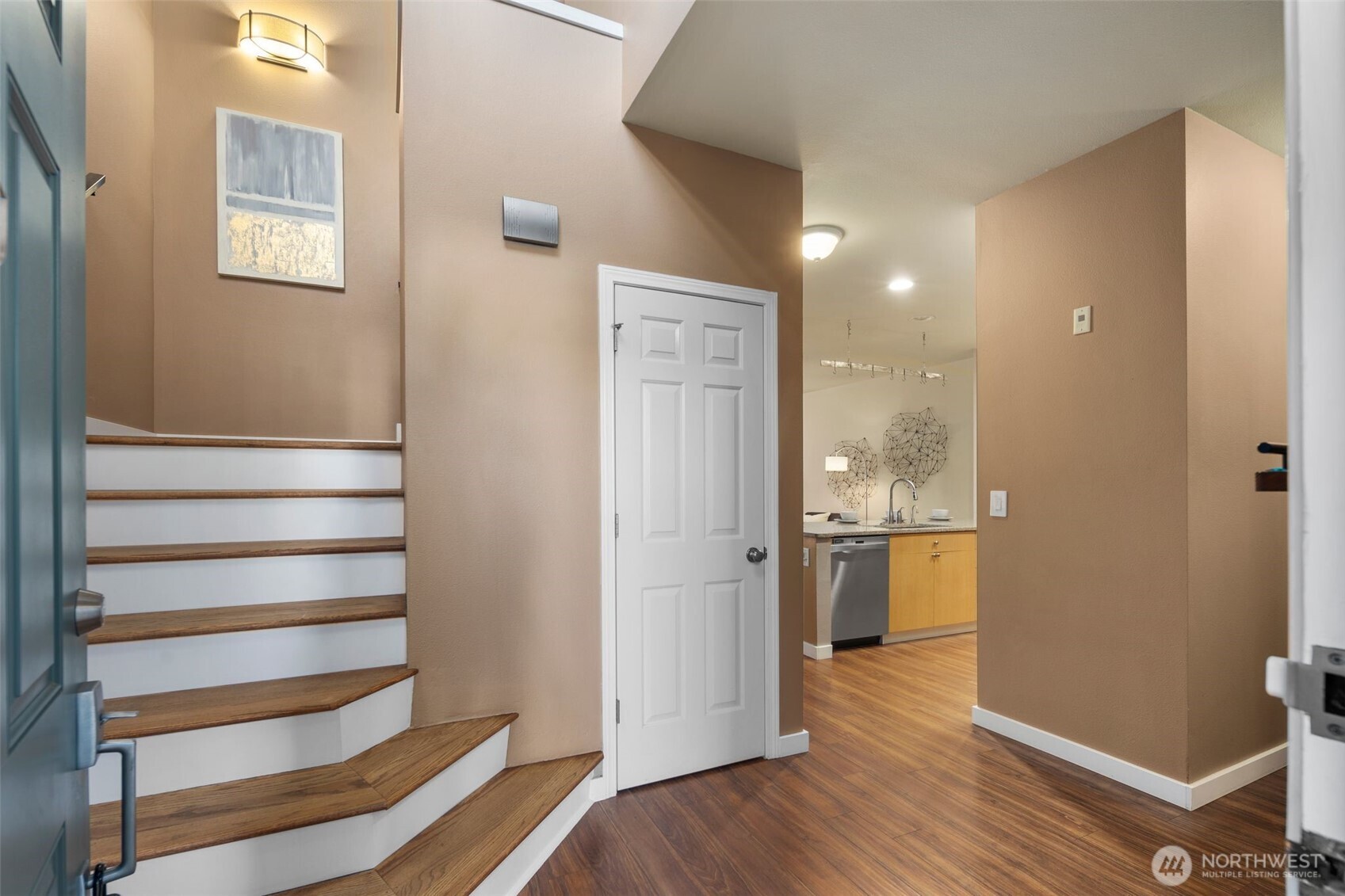 4818 Davis Place South, Unit 53E Renton, WA 98055 - Photo 3 of 31 Gallery Image 3