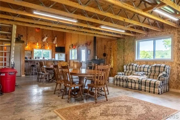 $1,500,000 | 161 Van Booven Lane, Hermann, MO 65041