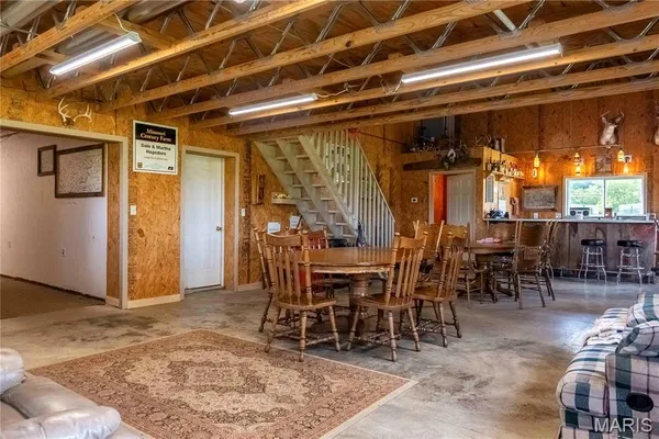 $1,500,000 | 161 Van Booven Lane, Hermann, MO 65041