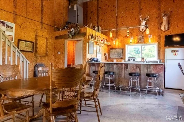 $1,500,000 | 161 Van Booven Lane, Hermann, MO 65041