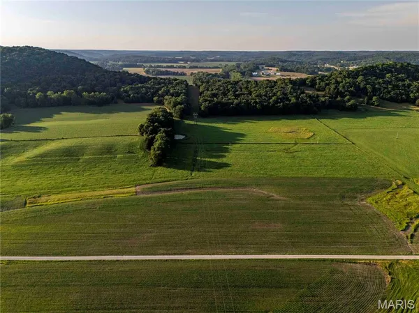 $1,500,000 | 161 Van Booven Lane, Hermann, MO 65041