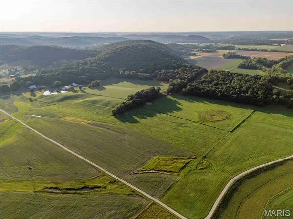 $1,500,000 | 161 Van Booven Lane, Hermann, MO 65041