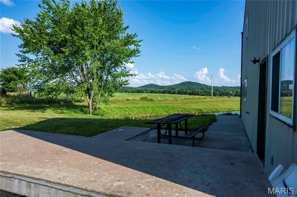$1,500,000 | 161 Van Booven Lane, Hermann, MO 65041