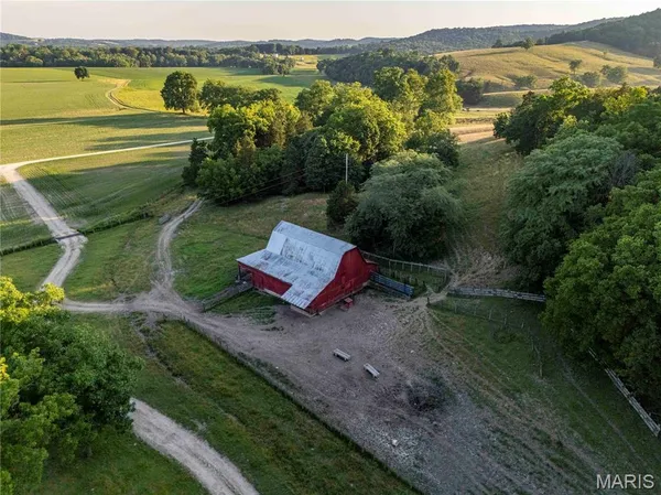 $1,500,000 | 161 Van Booven Lane, Hermann, MO 65041