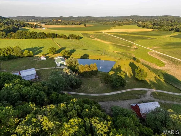 $1,500,000 | 161 Van Booven Lane, Hermann, MO 65041