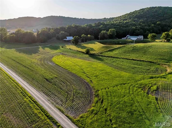 $1,500,000 | 161 Van Booven Lane, Hermann, MO 65041