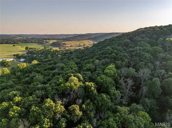 $1,500,000 | 161 Van Booven Lane, Hermann, MO 65041