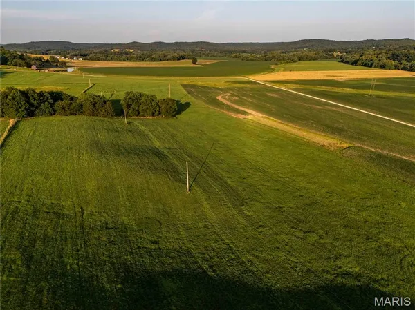 $1,500,000 | 161 Van Booven Lane, Hermann, MO 65041