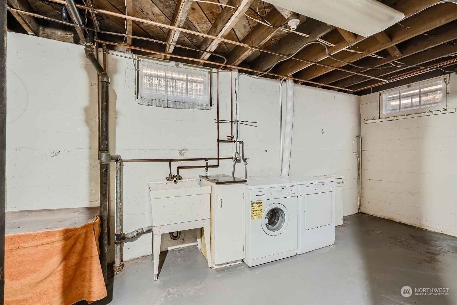 730 North 67th Street Seattle, WA 98103 - Photo 17 of 37 a utility room with dryer and washer
