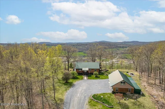 $525,000 | 193 Quarry Road, Salem, NY 12865