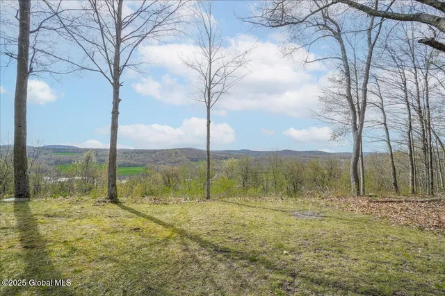 $525,000 | 193 Quarry Road, Salem, NY 12865