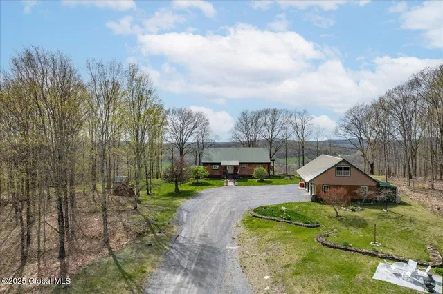 $525,000 | 193 Quarry Road, Salem, NY 12865