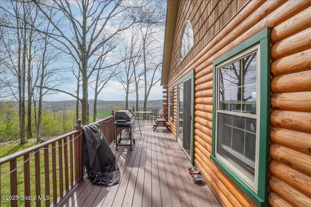 $525,000 | 193 Quarry Road, Salem, NY 12865