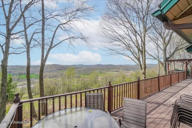 $525,000 | 193 Quarry Road, Salem, NY 12865