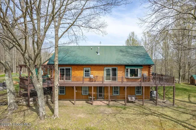 $525,000 | 193 Quarry Road, Salem, NY 12865