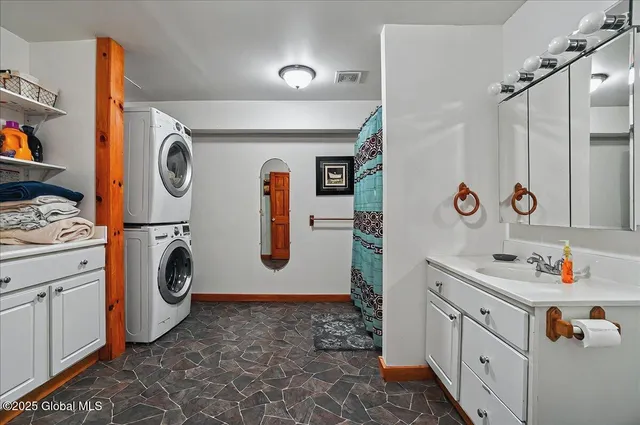 $525,000 | 193 Quarry Road, Salem, NY 12865