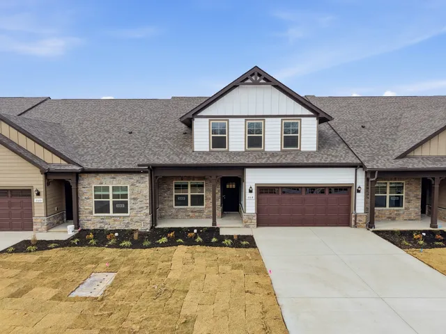 $425,000 | 1425 Suzanne Drive, Murfreesboro, TN 37128