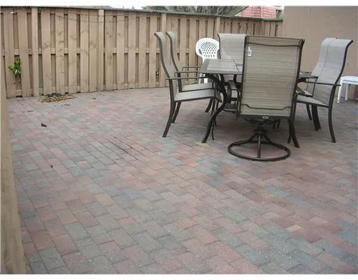 $2,500 | 8285 Severn Drive, Unit B, Boca Raton, FL 33433